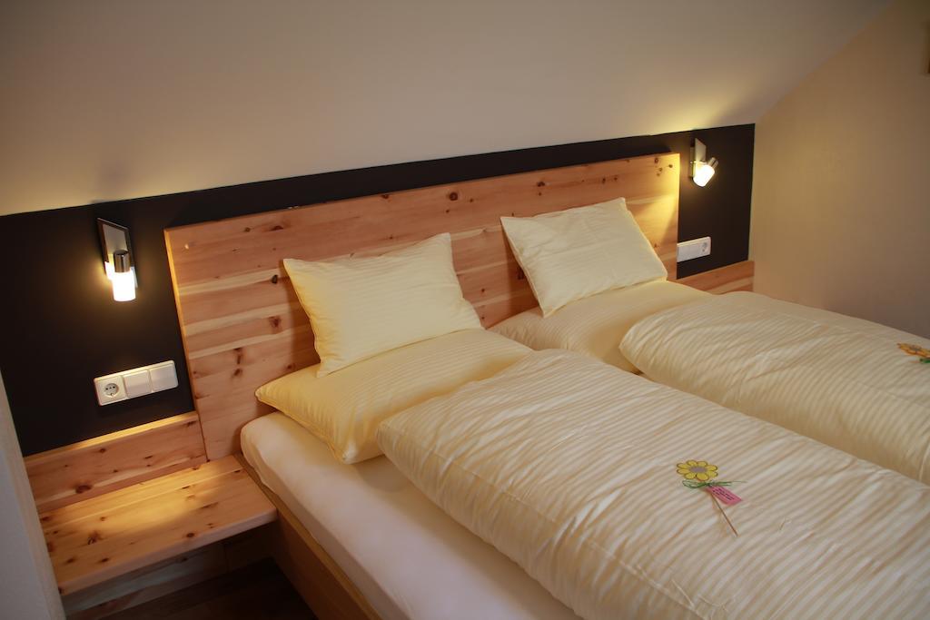 Haus Sylvia Apartment Mariapfarr Cameră foto