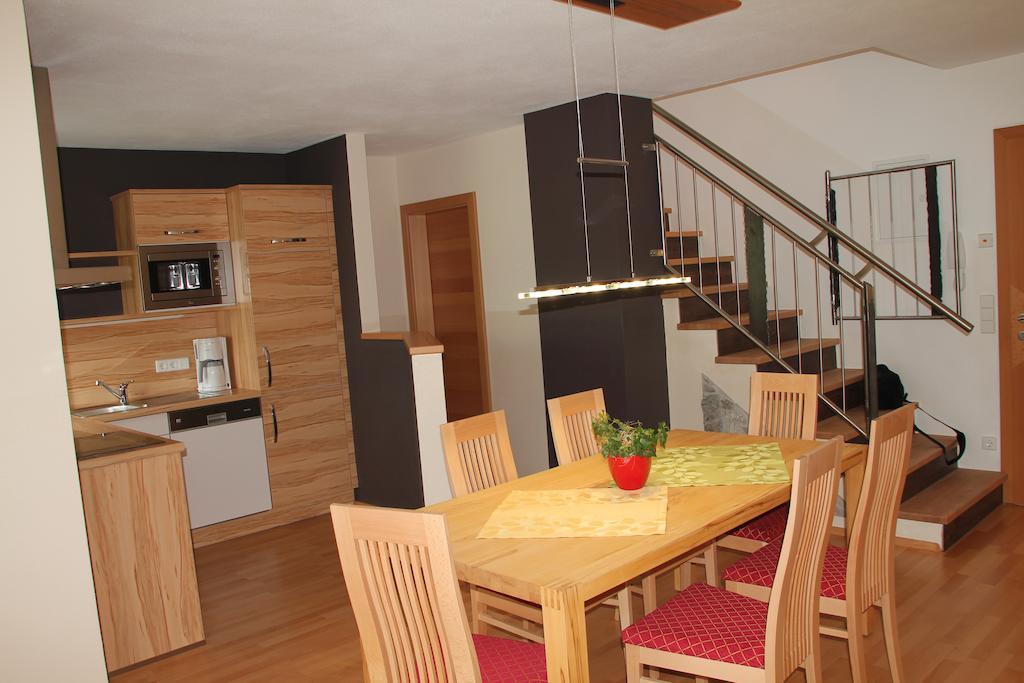 Haus Sylvia Apartment Mariapfarr Cameră foto